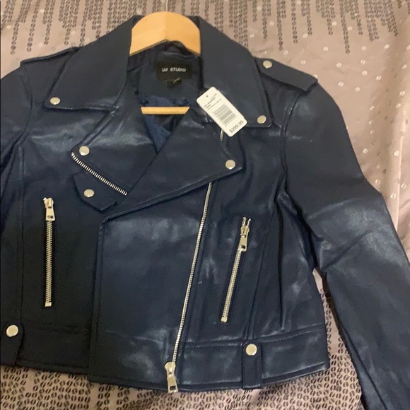 Leather Jacket - Picture 3 of 5